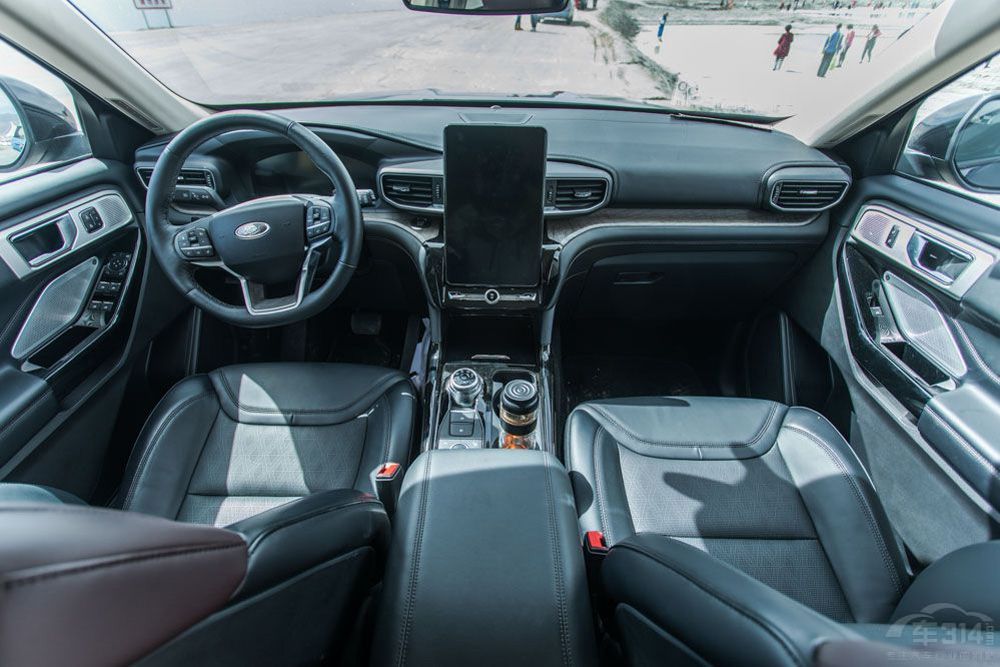 年终买车盘点，30万价位预算，这三款值得一看