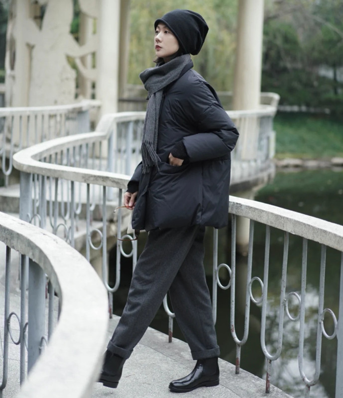 这才是教科书级别的“黑羽绒服”搭配,优雅时尚,关键是不老气休闲区蓝鸢梦想 - Www.slyday.coM 这才是教科书级别的“黑羽绒服”搭配,优雅时尚,关键是不老气休闲区蓝鸢梦想 - Www.slyday.coM