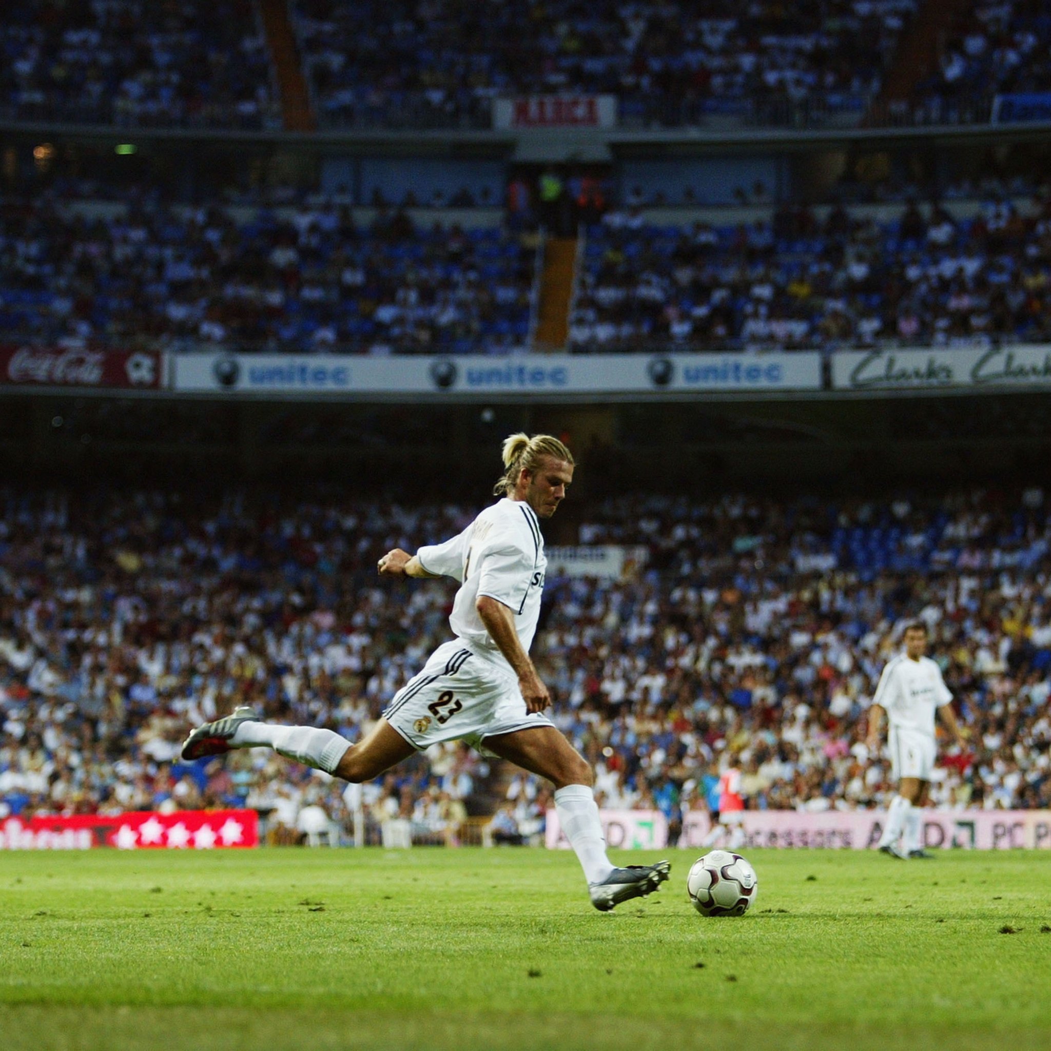 mailonline前皇马球星大卫贝克汉姆有望获得爵位