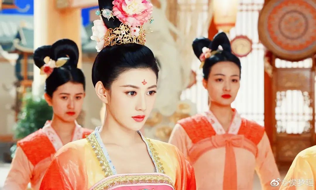 侯梦瑶|琉璃|秦俊杰_新浪新闻