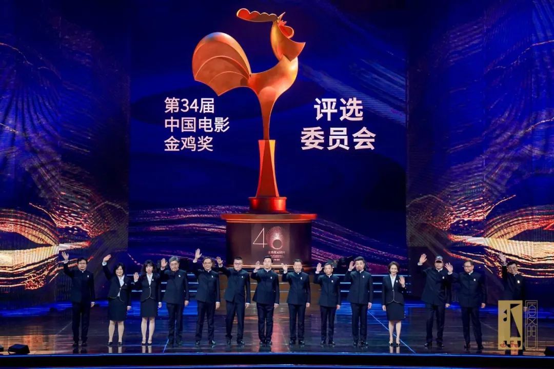 第34届中国电影金鸡奖揭晓，《守岛人》获最佳故事片，张艺谋夺最佳导演（附完整获奖名单）休闲区蓝鸢梦想 - Www.slyday.coM