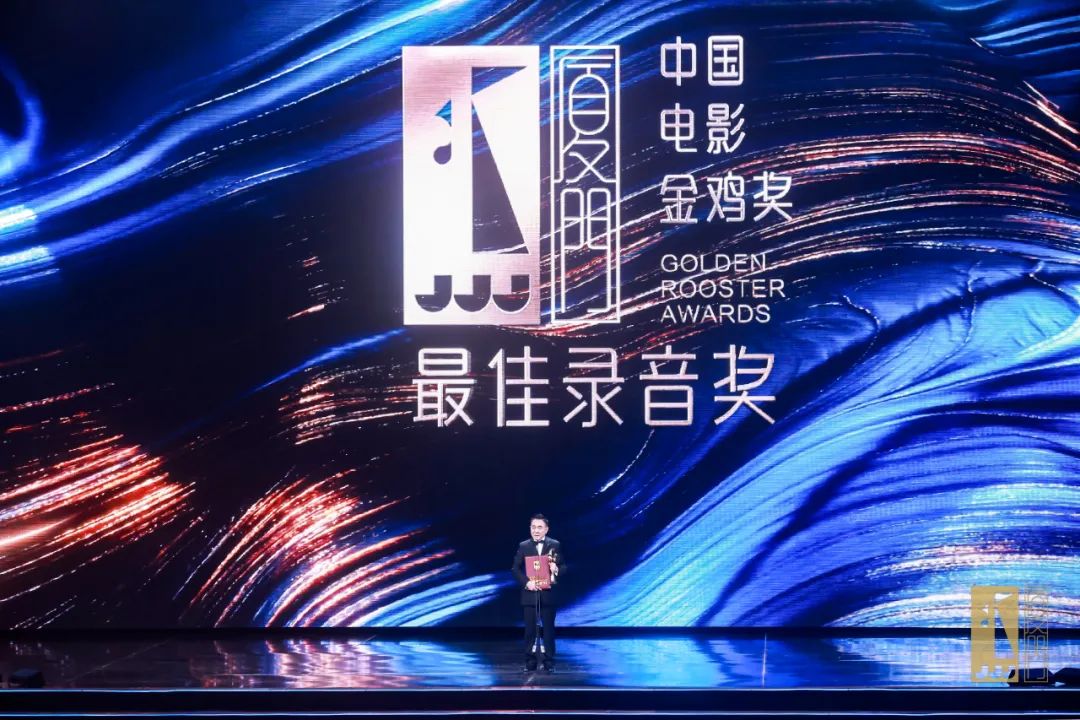 第34届中国电影金鸡奖揭晓，《守岛人》获最佳故事片，张艺谋夺最佳导演（附完整获奖名单）休闲区蓝鸢梦想 - Www.slyday.coM