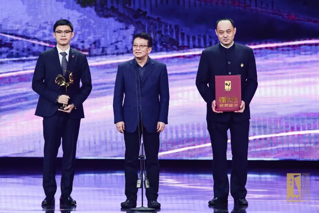 第34届中国电影金鸡奖揭晓，《守岛人》获最佳故事片，张艺谋夺最佳导演（附完整获奖名单）休闲区蓝鸢梦想 - Www.slyday.coM