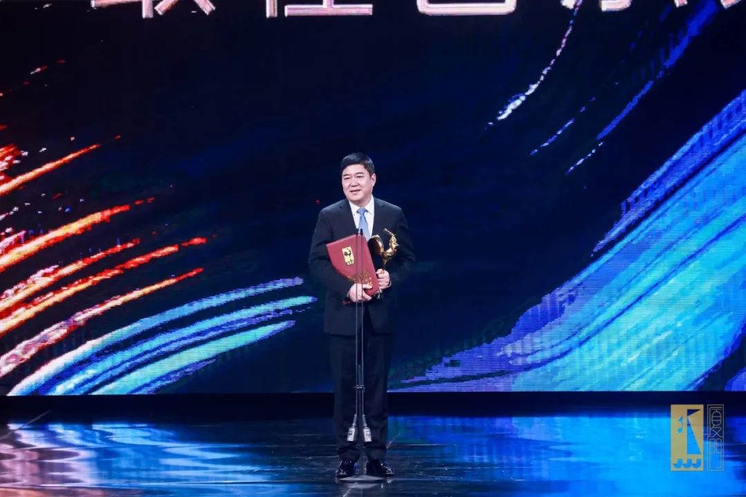 第34届中国电影金鸡奖揭晓，《守岛人》获最佳故事片，张艺谋夺最佳导演（附完整获奖名单）休闲区蓝鸢梦想 - Www.slyday.coM