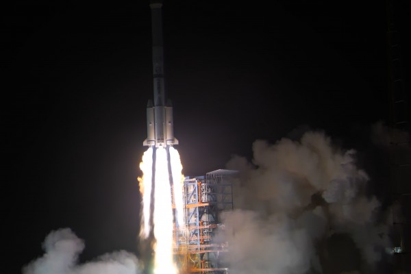 祝贺！我国成功发射通信技术试验卫星九号休闲区蓝鸢梦想 - Www.slyday.coM