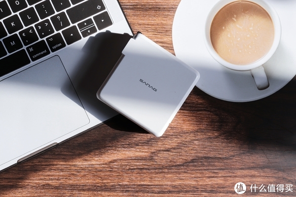 五台设备同时充电，Sanag K12S Pro四合一充电宝，强的很!休闲区蓝鸢梦想 - Www.slyday.coM