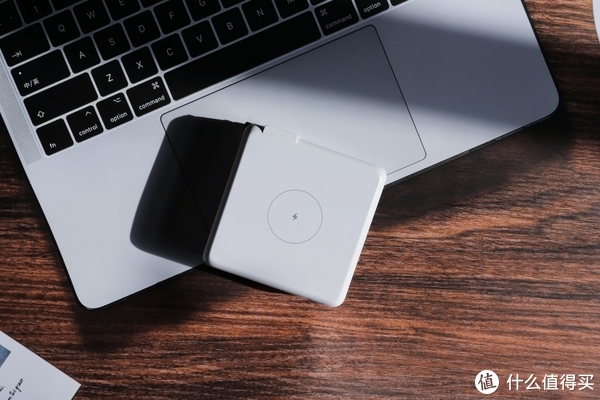 五台设备同时充电，Sanag K12S Pro四合一充电宝，强的很!休闲区蓝鸢梦想 - Www.slyday.coM