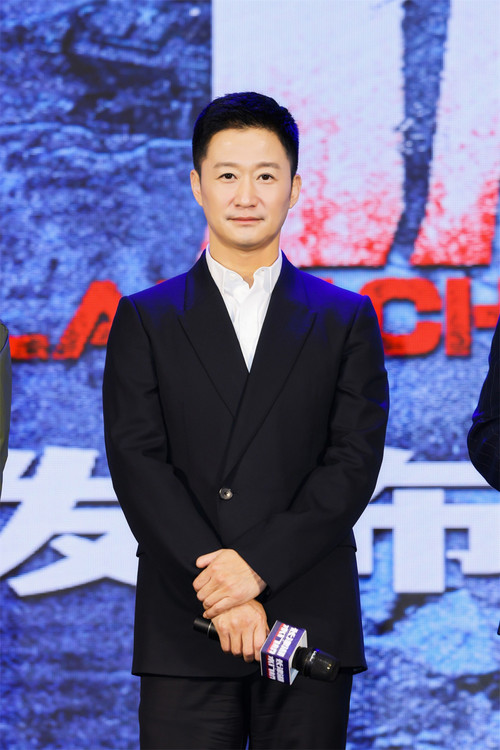 《长津湖之水门桥》曝预告海报 吴京易烊千玺率钢七连殊死决战休闲区蓝鸢梦想 - Www.slyday.coM