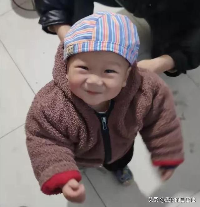 这位父亲写来的信让人心酸：我被1岁9个月的儿子，彻底击垮了休闲区蓝鸢梦想 - Www.slyday.coM