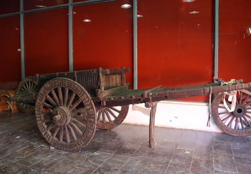 走进大运河翰林民俗博物馆认识历史上重要的交通工具马车