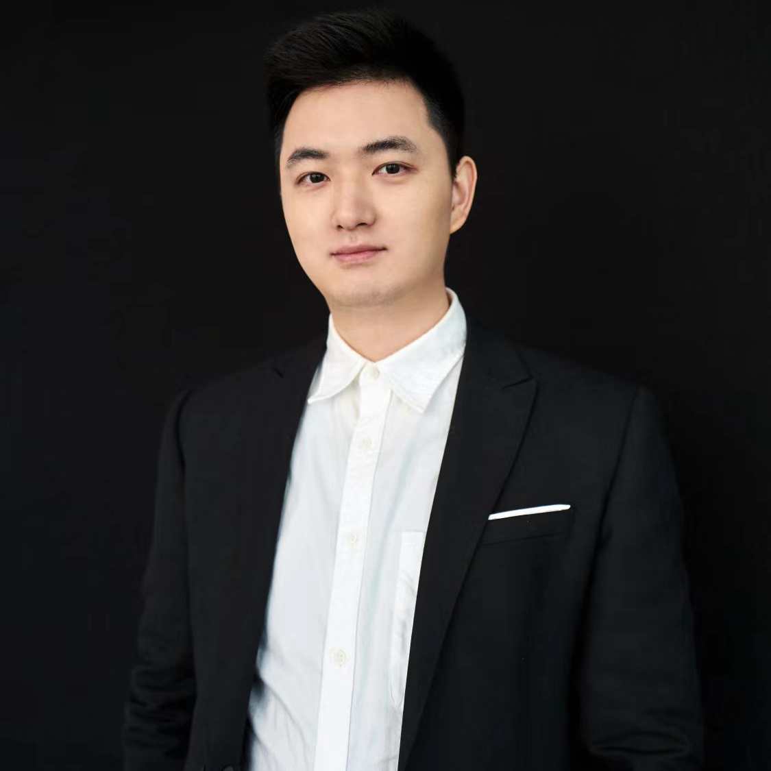 74刘同明,杭州微念品牌管理有限公司ceo公务机行业的发展,离不开