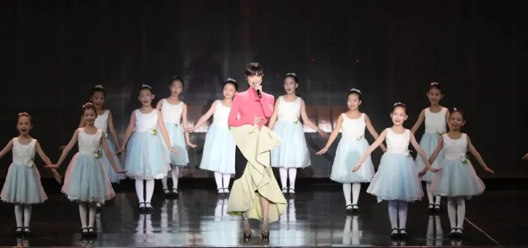 刚刚！金鸡奖获奖名单揭晓！最佳男女主角是……现场超燃！休闲区蓝鸢梦想 - Www.slyday.coM