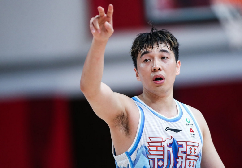 帮助新疆队终结6连败,阿的江拥有了自己的顶级球员|新疆队|江苏队