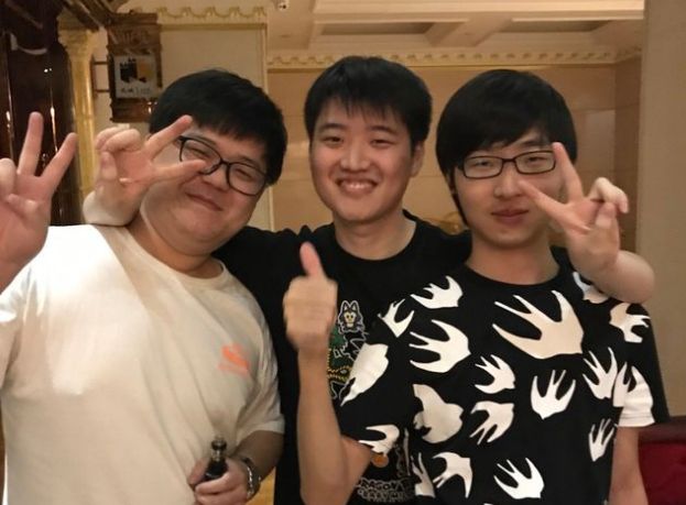 dota2:谢彬dd扬言复出?水友疯狂发送问号!|谢彬|单排|复出_新浪新闻