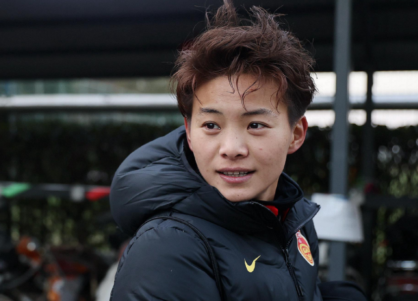 亚洲杯揭幕战女足冲击开门红王霜新发型曝光与水庆霞神同步