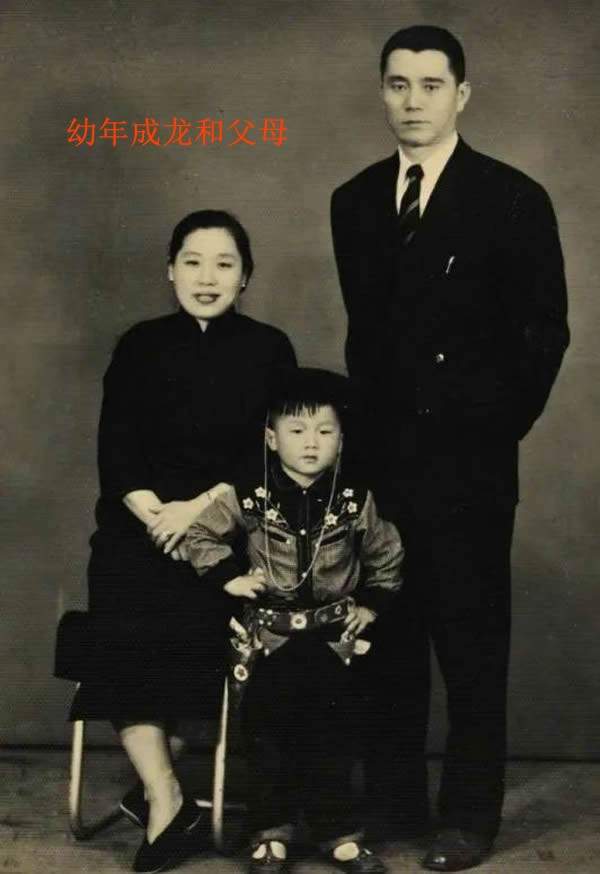 成龙同父异母的亲哥哥,7岁时被父亲抛弃,自言不靠弟弟帮扶休闲区蓝鸢梦想 - Www.slyday.coM 成龙同父异母的亲哥哥,7岁时被父亲抛弃,自言不靠弟弟帮扶休闲区蓝鸢梦想 - Www.slyday.coM