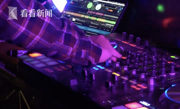 西班牙发生反封锁抗议 还成“大型蹦迪现场”休闲区蓝鸢梦想 - Www.slyday.coM