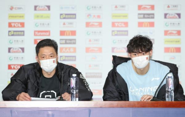 Li Chunjiang and Wang Zhelin have brought a broader imagination to the Shanghai Jiushi Men's Basketball Team.