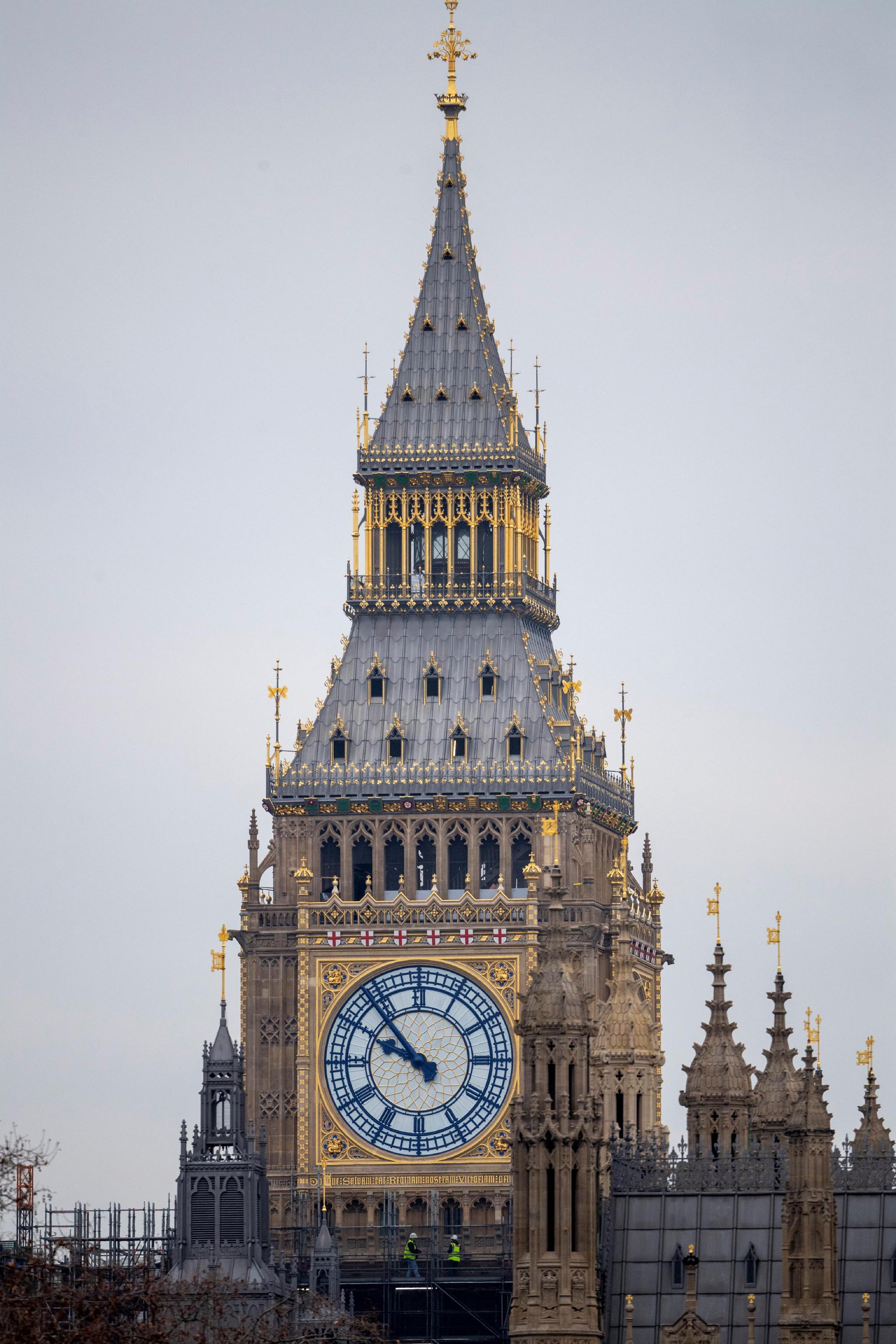 时隔4年,英国伦敦大本钟新年前夕正式复工|大本钟_新浪财经_新浪网