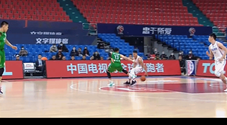 Whether Guo Ailun's defensive action reached a physical violation or not, has also become a controversy after the game.