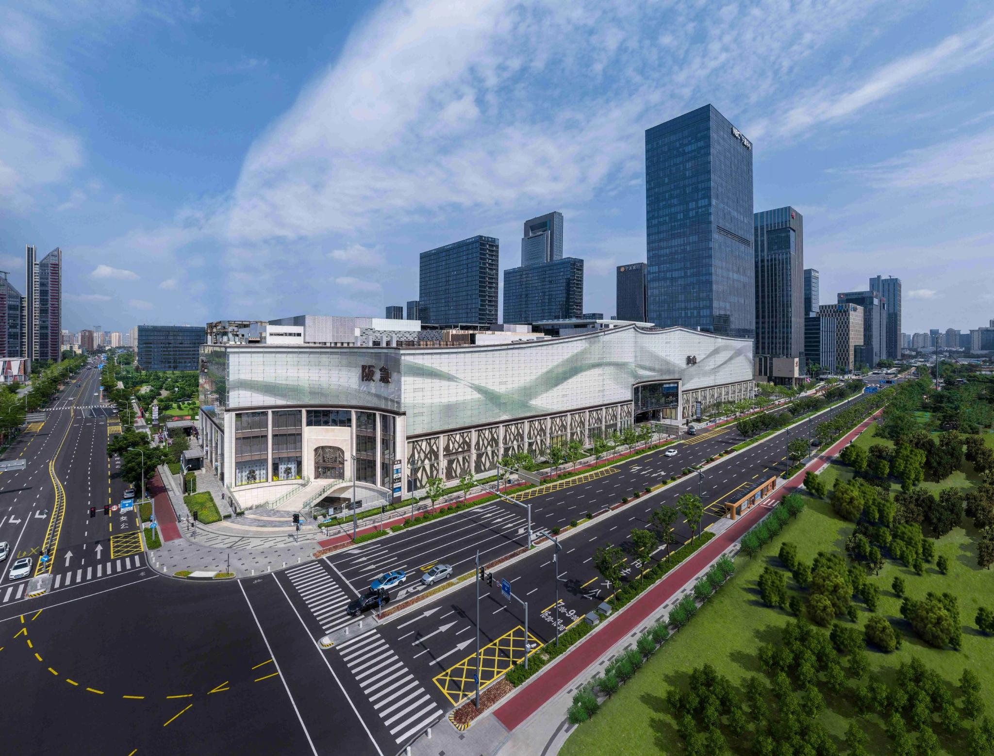 随着地铁5号线的即将运营,宁波阪急也将成为地铁1号线,5号线沿线的"双