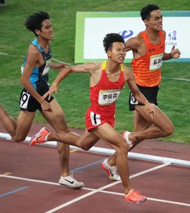 2021年度男女十佳中长跑运动员