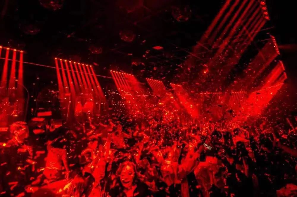 叮咚，盘点成都2022年超有仪式感的跨年活动！休闲区蓝鸢梦想 - Www.slyday.coM