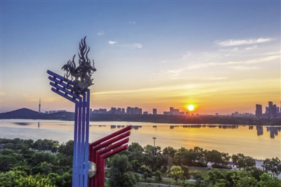 蚌埠市龙子湖区奋力开启东部新中心建设新征程