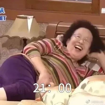 一位妈妈的2021「年终总结」刷屏，是我本人了，哈哈哈哈哈休闲区蓝鸢梦想 - Www.slyday.coM