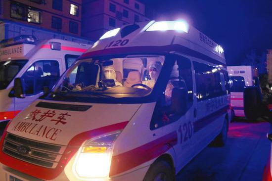 南宁:用坚毅,温暖筑起抗疫的"铜墙铁壁"