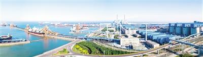 北煤南运主通道的国家能源集团黄骅港。资料照片