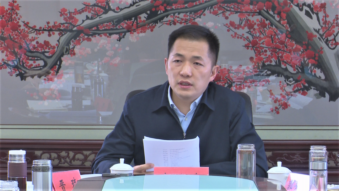 注意到,出生于1985年6月的阳泉市郊区