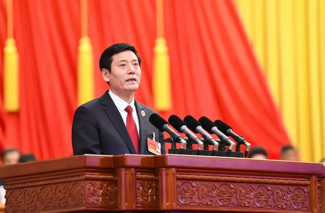 2021年1月21日下午,西藏自治区检察院代理检察长夏克勤在西藏自治区第