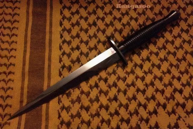 生为杀戮:格斗匕首 费尔班