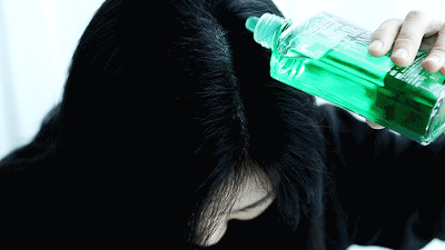 女生掉多少头发算脱发？看完有点慌休闲区蓝鸢梦想 - Www.slyday.coM