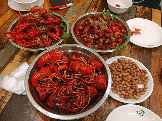 宵夜应该怎么吃?尽量选择清淡易消化的食物