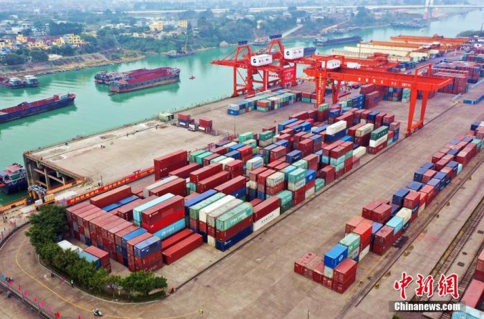 中国进口通关时间三年压减逾60%