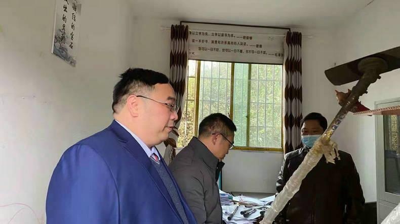 朱小龙带队暗访森林防灭火工作