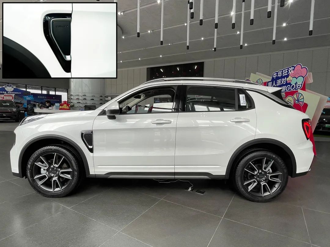 诚意十足改款三大件全更新2021款领克01实拍简评