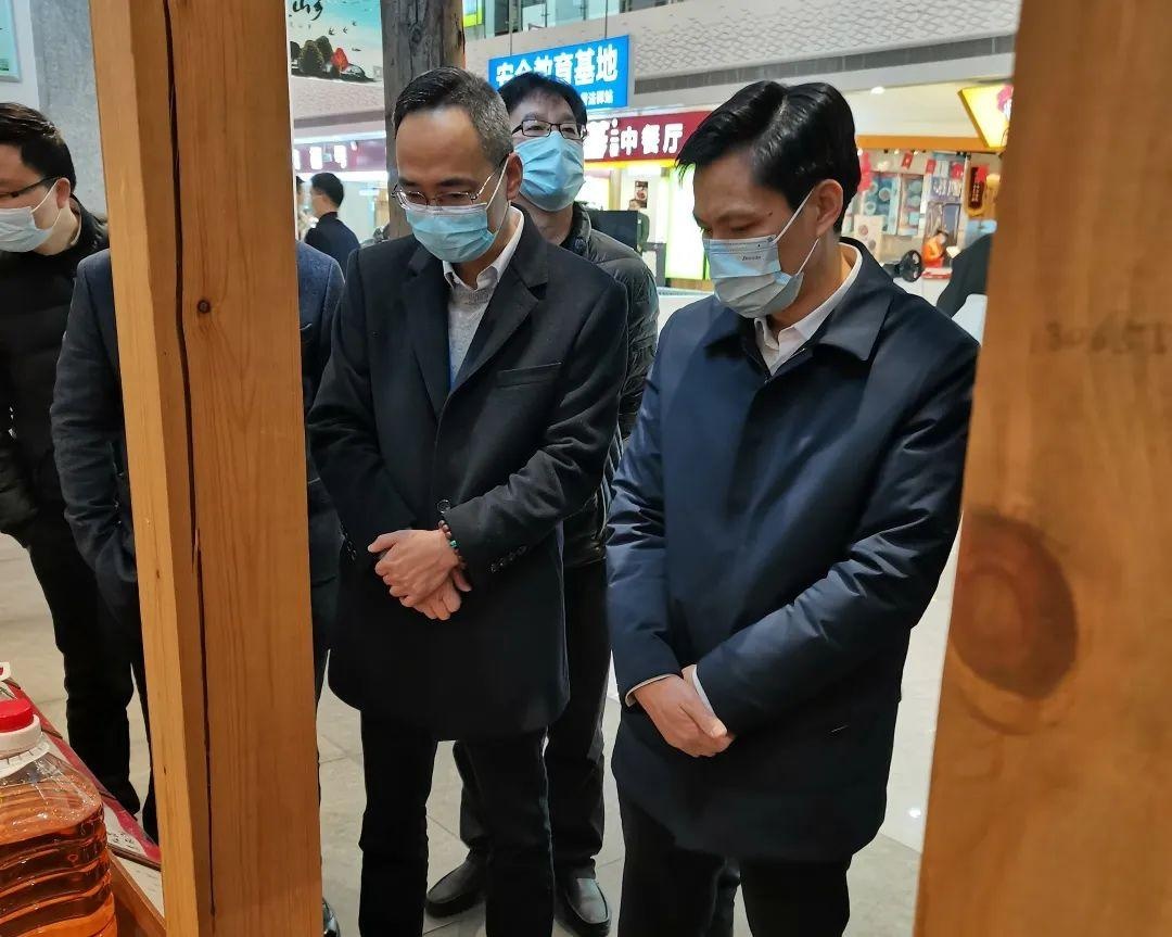 春运今日启动!邵全卯副市长检查春运和疫情防控工作