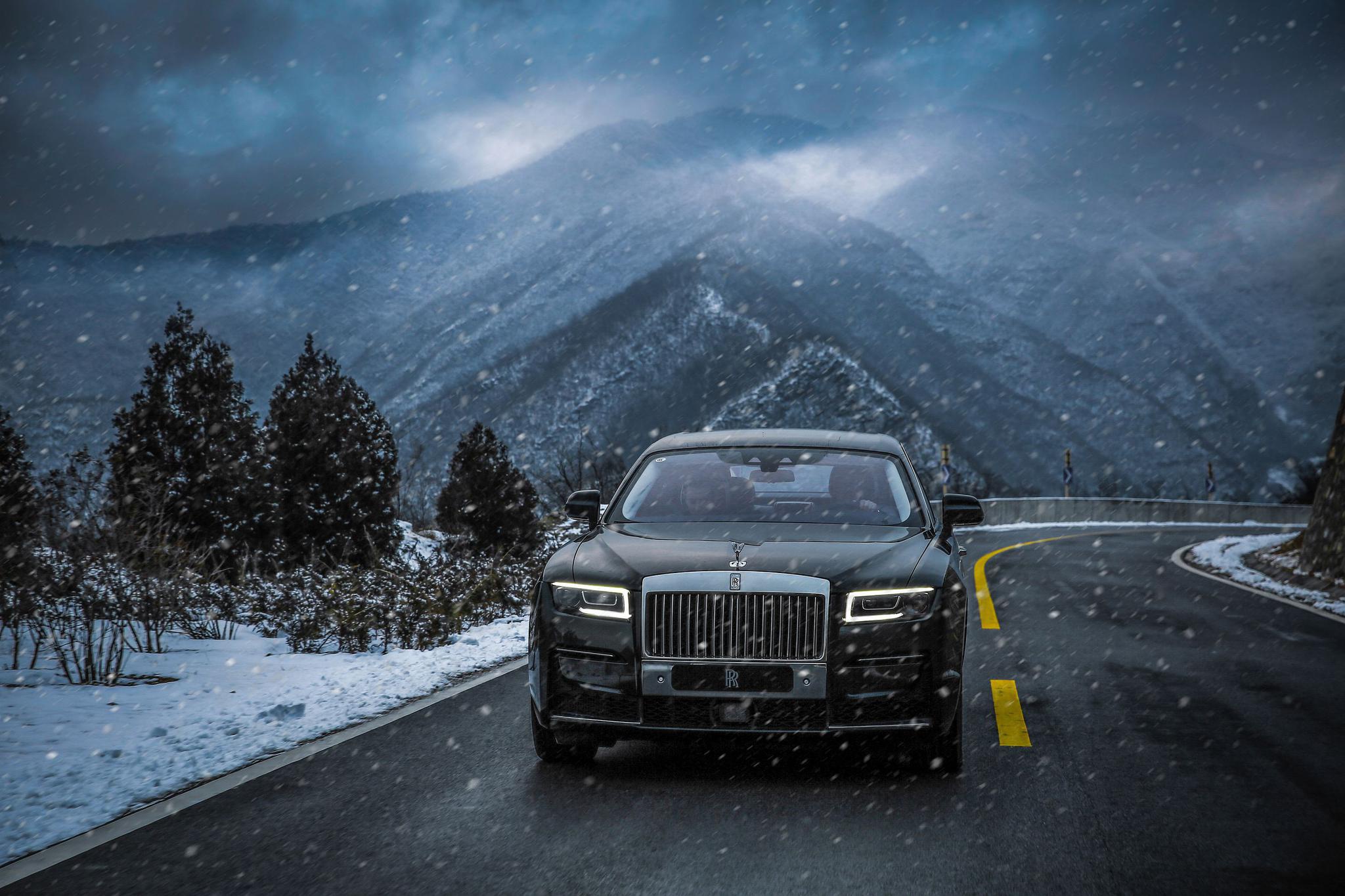 我们和全世界最懂劳斯莱斯的人聊了一小时,新古思特到底改变了什么