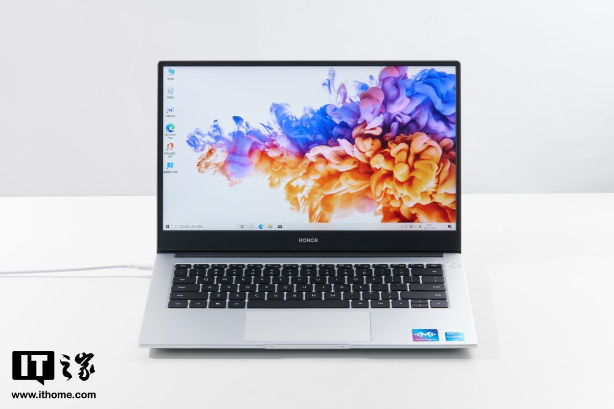 荣耀magicbook142021款体验性能均衡智慧交互的中端本