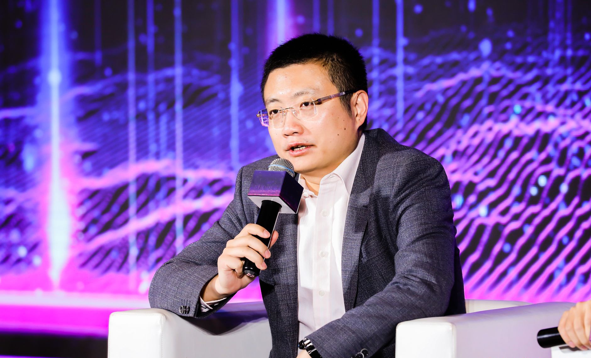 专访联想创投王光熙:机器人赛道正处在批量化落地的拐点,字节美团入场