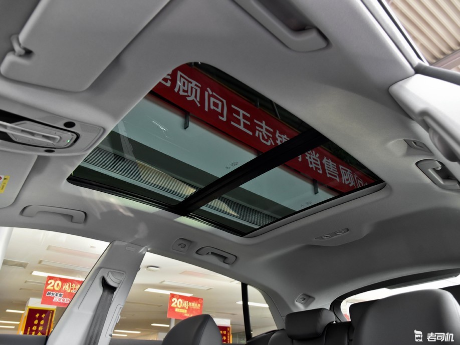 操控优秀品质好小哥带你一起看奥迪q8