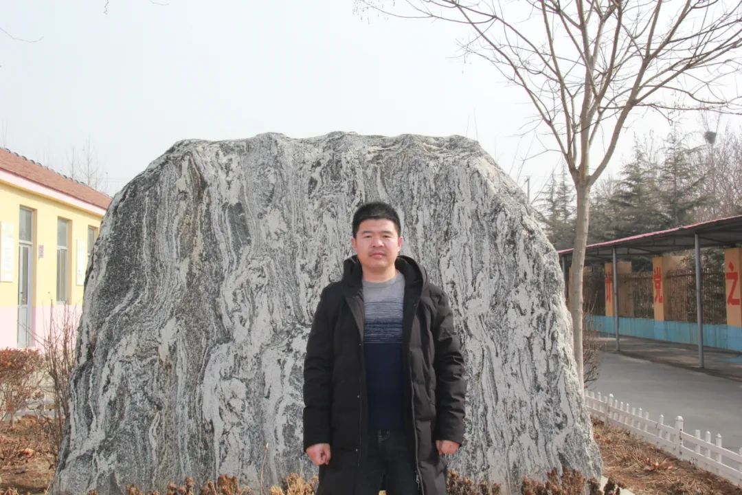 致敬！学生一家四口煤烟中毒昏迷，细心老师破门救回四条命休闲区蓝鸢梦想 - Www.slyday.coM