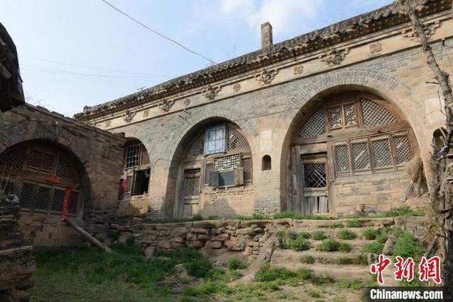 石楼县李家庄村,在致富路上探寻乡土重建路径. 刘瑞 摄