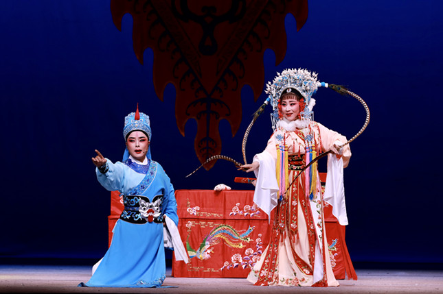 "五城联动同唱一台戏"越剧春晚拉下帷幕