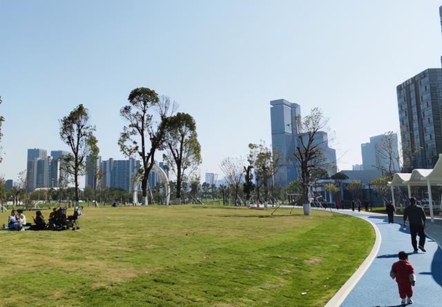 南沙街坊,新网红打卡点"绿轴公园"来了