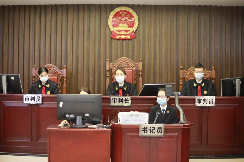 孩子从35楼抛下水瓶 阿婆受惊吓摔成十级伤残 判了 民法典 新浪新闻 孩子从35楼抛下水瓶 阿婆受惊吓摔成十级伤残 判了 民法典 新浪新闻