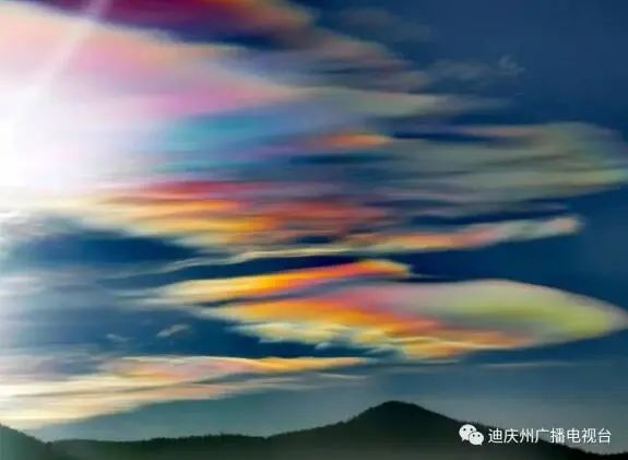 作家沈从文曾这样描述云南的云云南的云